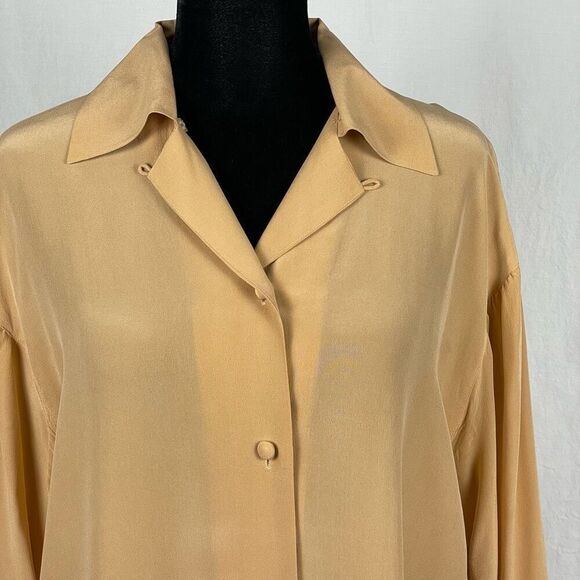 Vintage ICE 100% Silk Oversized Tan Button Down Shirt - Women’s M - Picture 5 of 6